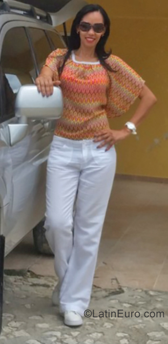 Date this lovely Dominican Republic girl Mayra from Higuey DO40778