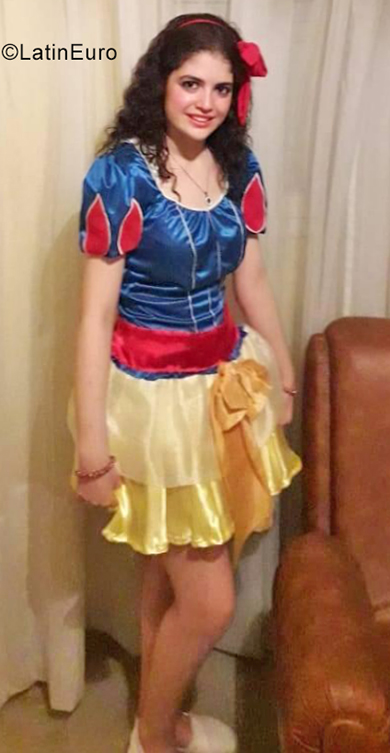 Date this happy Argentina girl Melany from Pergamino AR202