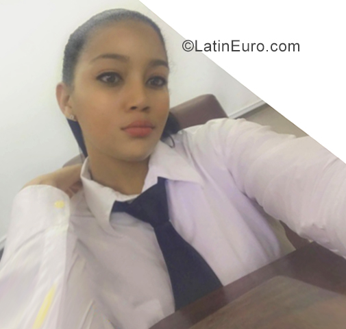 Date this passionate Dominican Republic girl Vilianny from Puerto Plata DO35425