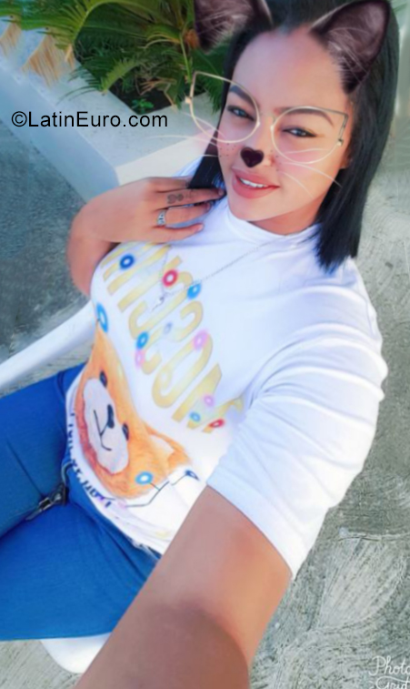 Date this lovely Dominican Republic girl KENIA from Boca Chica DO35429