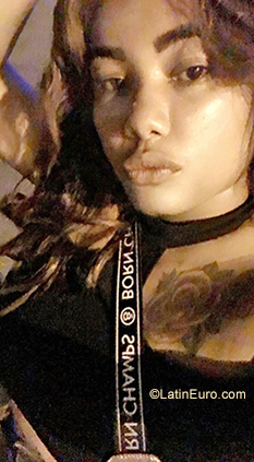 Date this foxy Dominican Republic girl Sukie from Santiago DO35589