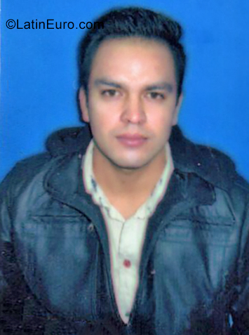 Date this funny Ecuador man Michael from Quito EC352