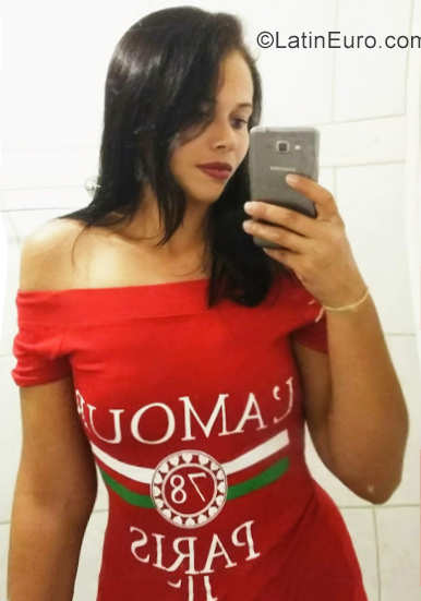 Date this gorgeous Brazil girl Jessica from Salvador BR10919