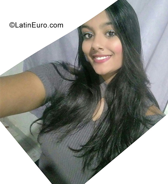 Date this gorgeous Brazil girl Tamiras from Fortaleza BR10905