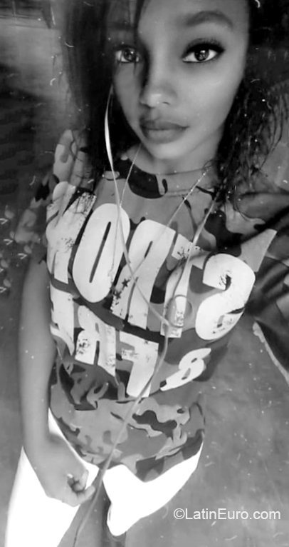 Date this young Dominican Republic girl Marisol from Samana DO35789