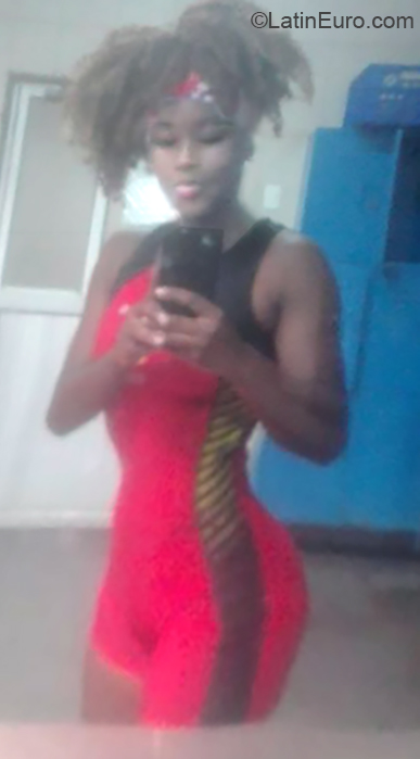 Date this delightful Ecuador girl Allison from Quito EC366