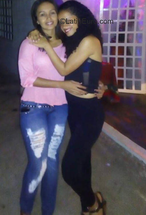 Date this lovely Venezuela girl Mariana from Ciudad Guayana VE2695