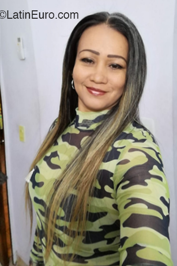 Date this pretty Colombia girl Maritz from Cucuta CO26049