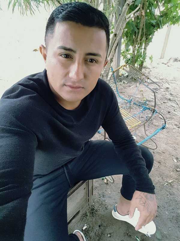 Date this sensual Honduras man Josse from Yoro HN2710