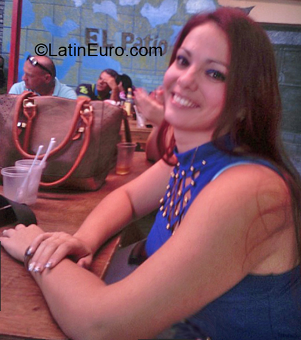 Date this young Cuba girl Lurdes from Isla De La Juventud CU608