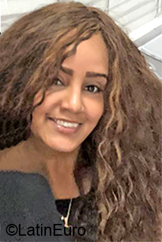 Date this funny Dominican Republic girl Adalgisa from Santo Domingo DO36471