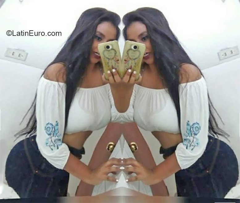 Date this charming Peru girl Daniela from Araquipa PE1455