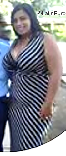 Date this foxy Venezuela girl Glemar from Barcelona VE2795