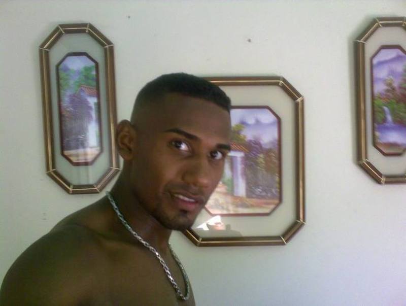Date this pretty Venezuela man Yorwin from Carupano VE2860