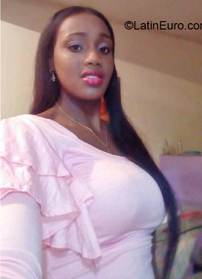 Date this cute Colombia girl Flaka from Cali CO26528