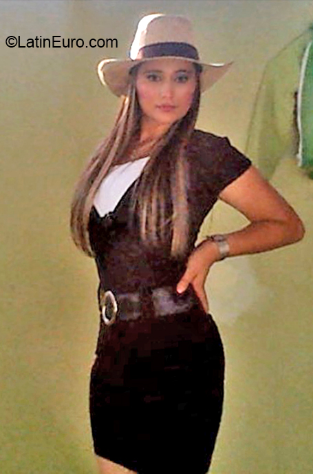 Date this sensual Colombia girl Olga from Aguadas CO26529