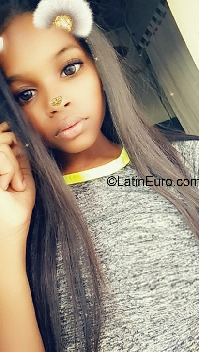 Date this attractive Dominican Republic girl Keicha from Hato Mayor DO37028