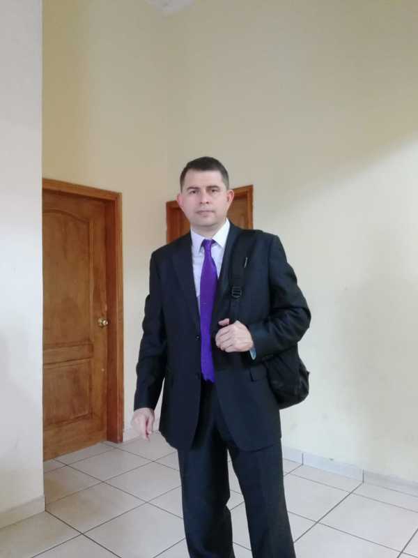 Date this happy Honduras man Riperbet from Tegucigalpa HN2744