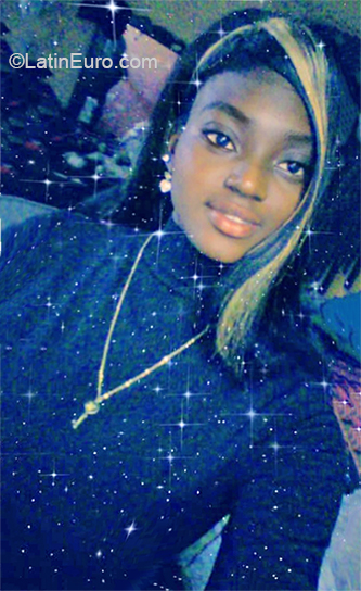 Date this cute Dominican Republic girl Yohanna from Barahona DO37072