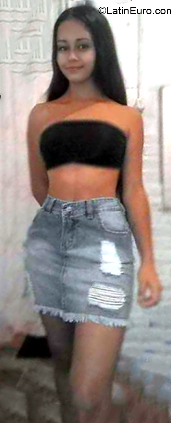 Date this exotic Uruguay girl Belem from Mercedes UY39