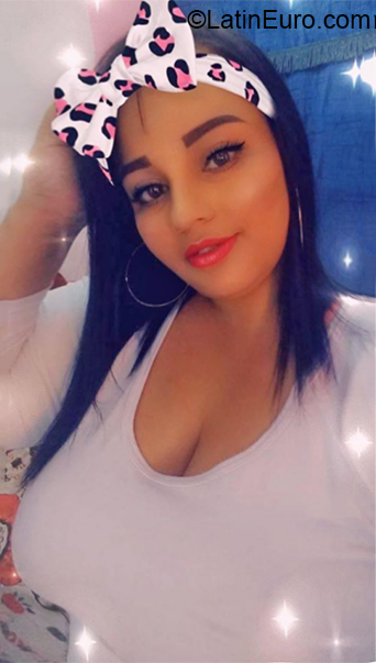 Date this sensual Colombia girl Jennifer from Medellin CO26629