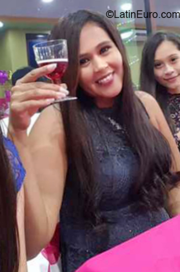 Date this fun Honduras girl Yaneth from Olancho HN2764