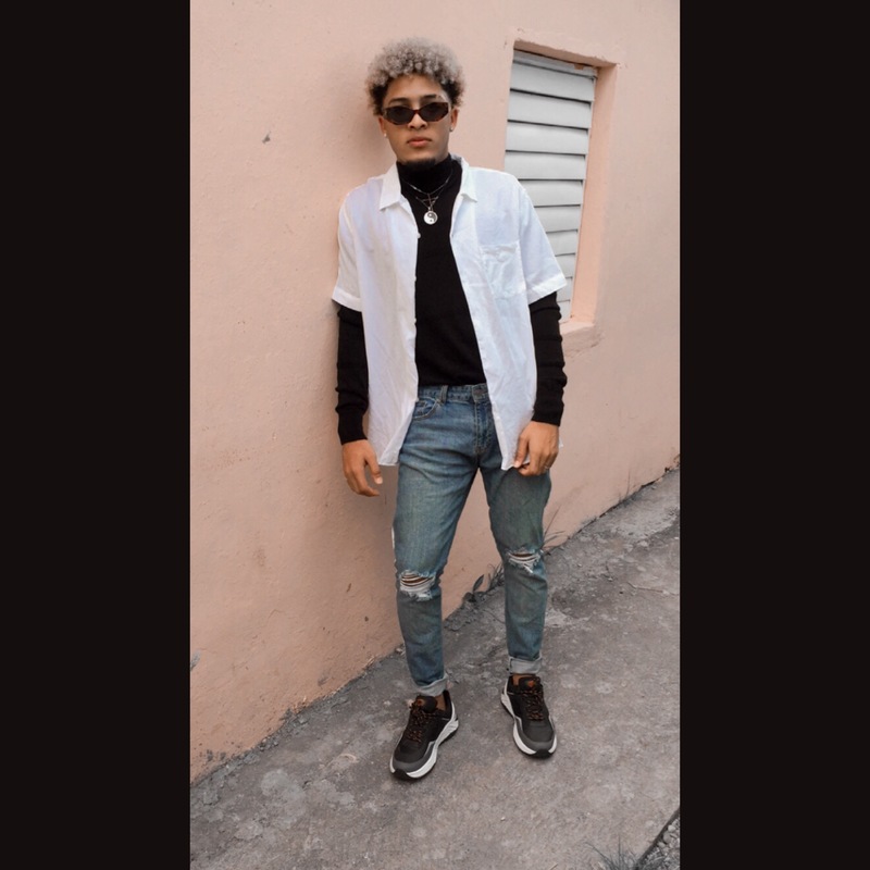 Date this tall Dominican Republic man Lenox from Santo Domingo DO37457