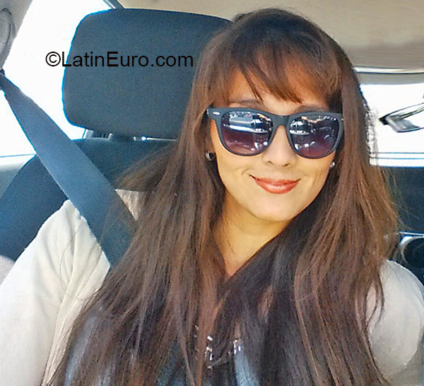 Date this fun Peru girl Julissa from Arequipa PE1506