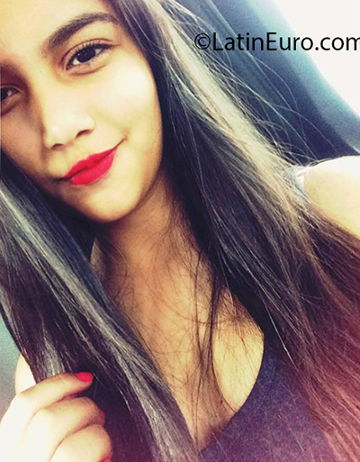 Date this beautiful Mexico girl Alejandra from Oaxaca MX1787