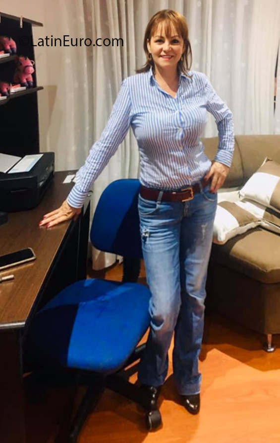 Date this sensual Colombia girl Rocio from Bogota CO26914