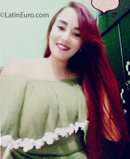 Date this passionate Colombia girl Yuranis from Barranquilla CO26939