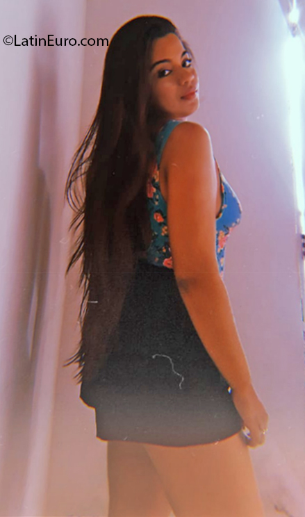 Date this fun Brazil girl Kelly from Teresina BR11070
