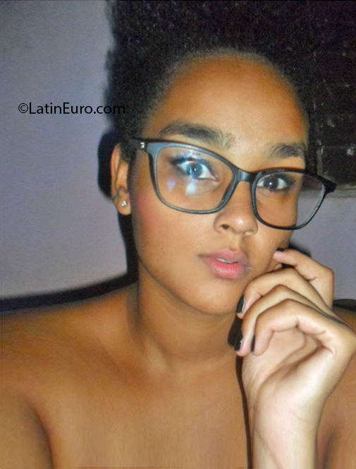 Date this gorgeous Brazil girl Mara from Ponte Nova BR11081