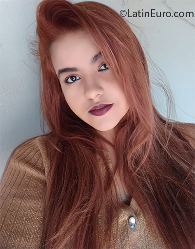 Date this stunning Brazil girl Thatia from Sao Paulo BR11083