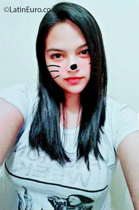 Date this sultry Peru girl Angie Murillo from Lima PE1521