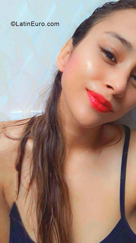 Date this beautiful Venezuela girl Dayana from Magangue VE3120
