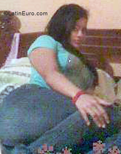 Date this georgeous Venezuela girl Yutismar from Maturin VE3137