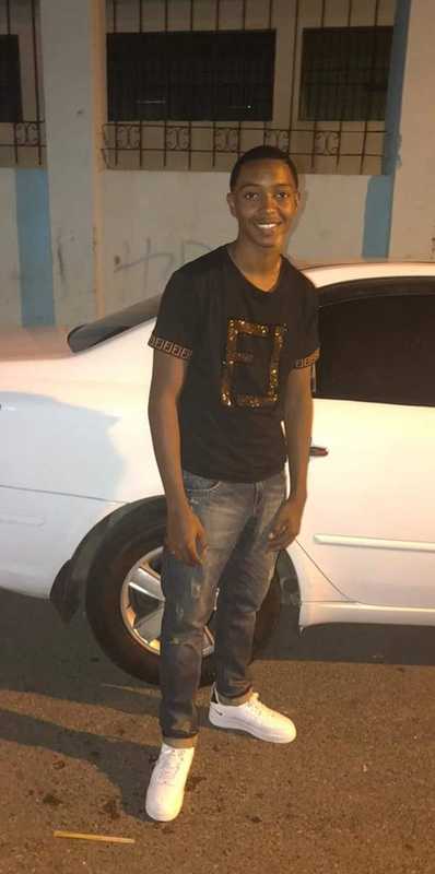 Date this athletic Dominican Republic man Willis Martines from Santo Domingo DO37960