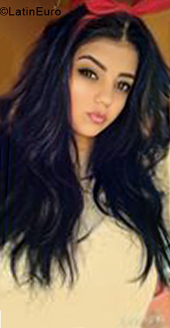 Date this stunning Colombia girl Kimera from Ocana CO27190