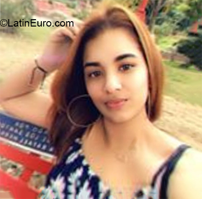 Date this exotic Dominican Republic girl Aris from Santiago DO38021