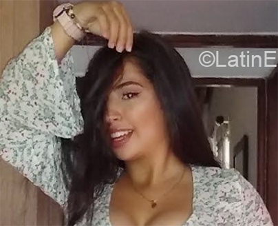 Date this hard body Colombia girl Maria Fernanda from Medellin CO27255