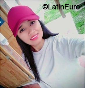 Date this foxy Colombia girl Monica from Medellin CO27327