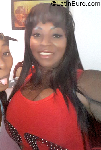 Date this charming Colombia girl Sara from Cali CO27330