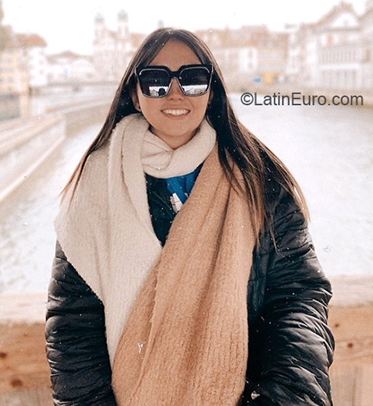 Date this sensual Colombia girl Andrea from Bogota CO27591
