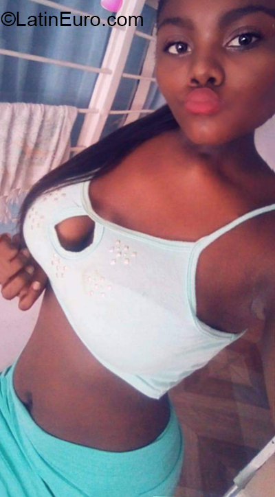 Date this exotic Colombia girl Wendy from Cali CO27714