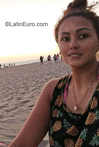 Date this foxy Peru girl Leydi from Lima PE1589