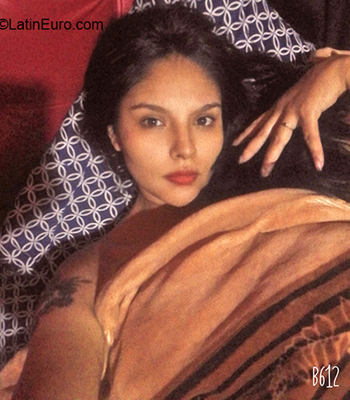 Date this attractive Mexico girl Ivonne from Mexico City MX1949