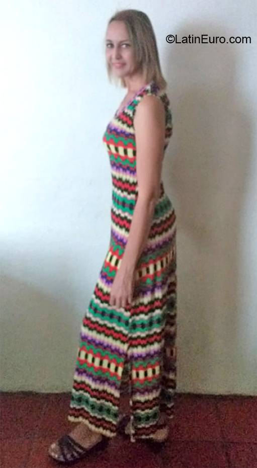 Date this fun Venezuela girl Mariluna from Barinas VE3345