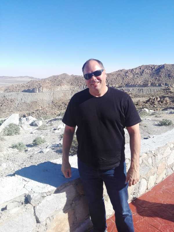 Date this good-looking United States man Rikski from Oceanside US20869