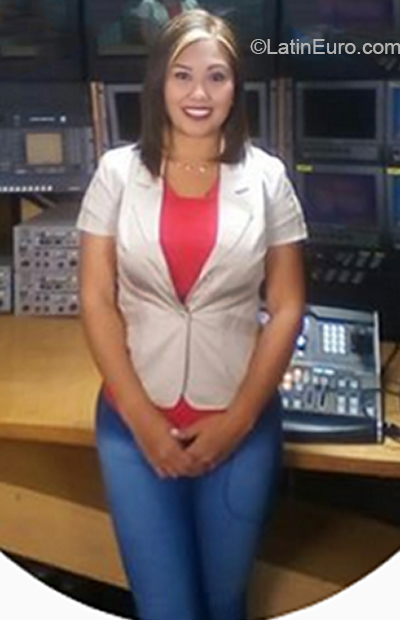 Date this tall Venezuela girl Ariana from Porlamar VE3354